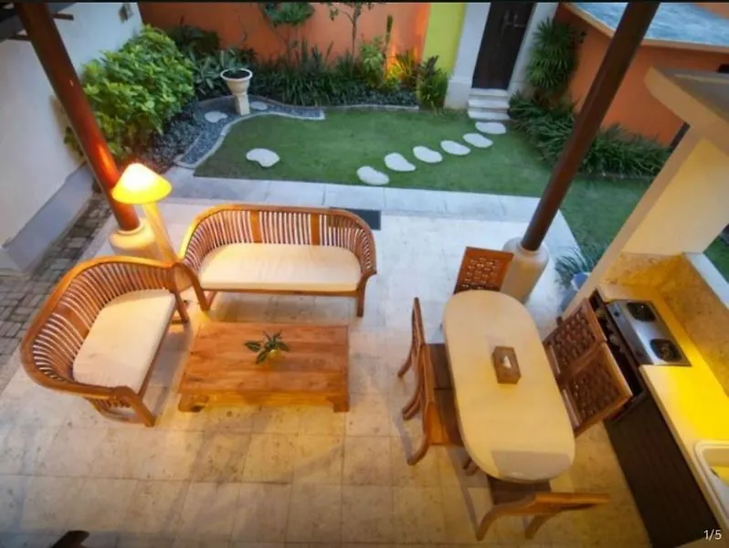 Athena Garden Villa Seminyak 0*, סמיניאק